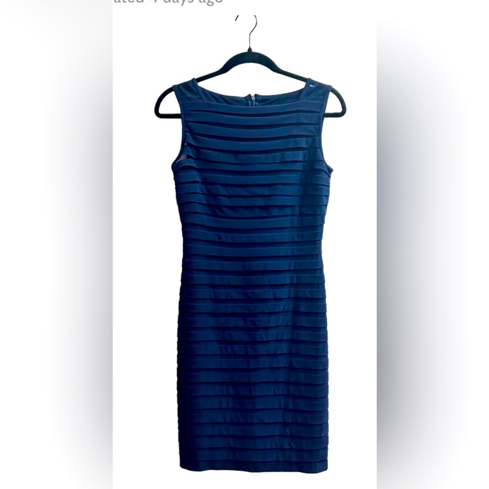 Adrienne Papell Shutter Pleat Midnight Blue Bodycon Dress Size 4